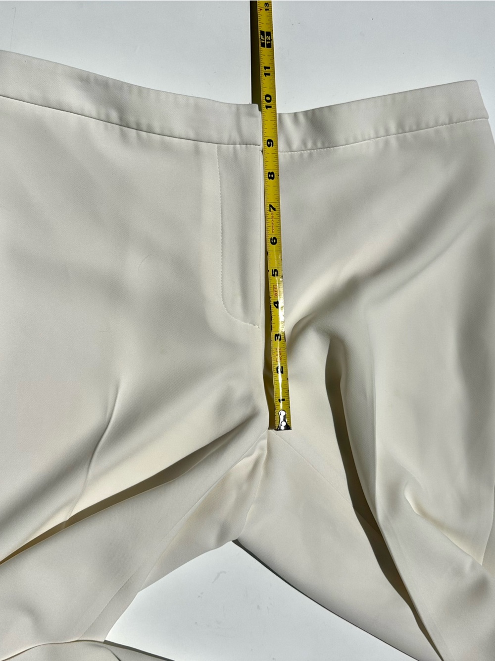Karl Lagerfeld Ivory White Pant Suit Single-Button Blazer & Matching Trousers, 6 - Picture 14 of 16